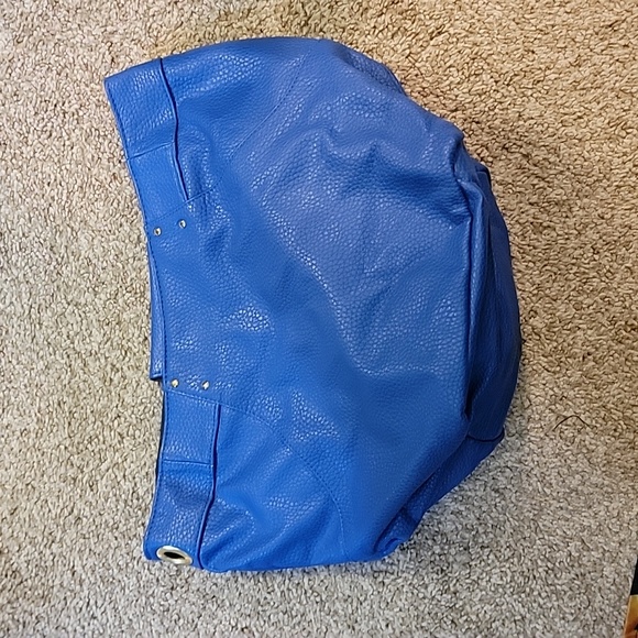 Miche Demi cover - Serenity - Picture 2 of 4